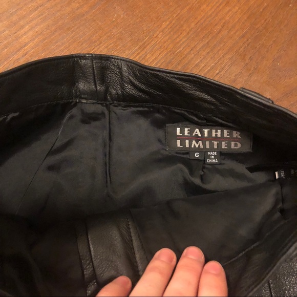 Leather Mini Skirt - Picture 3 of 3